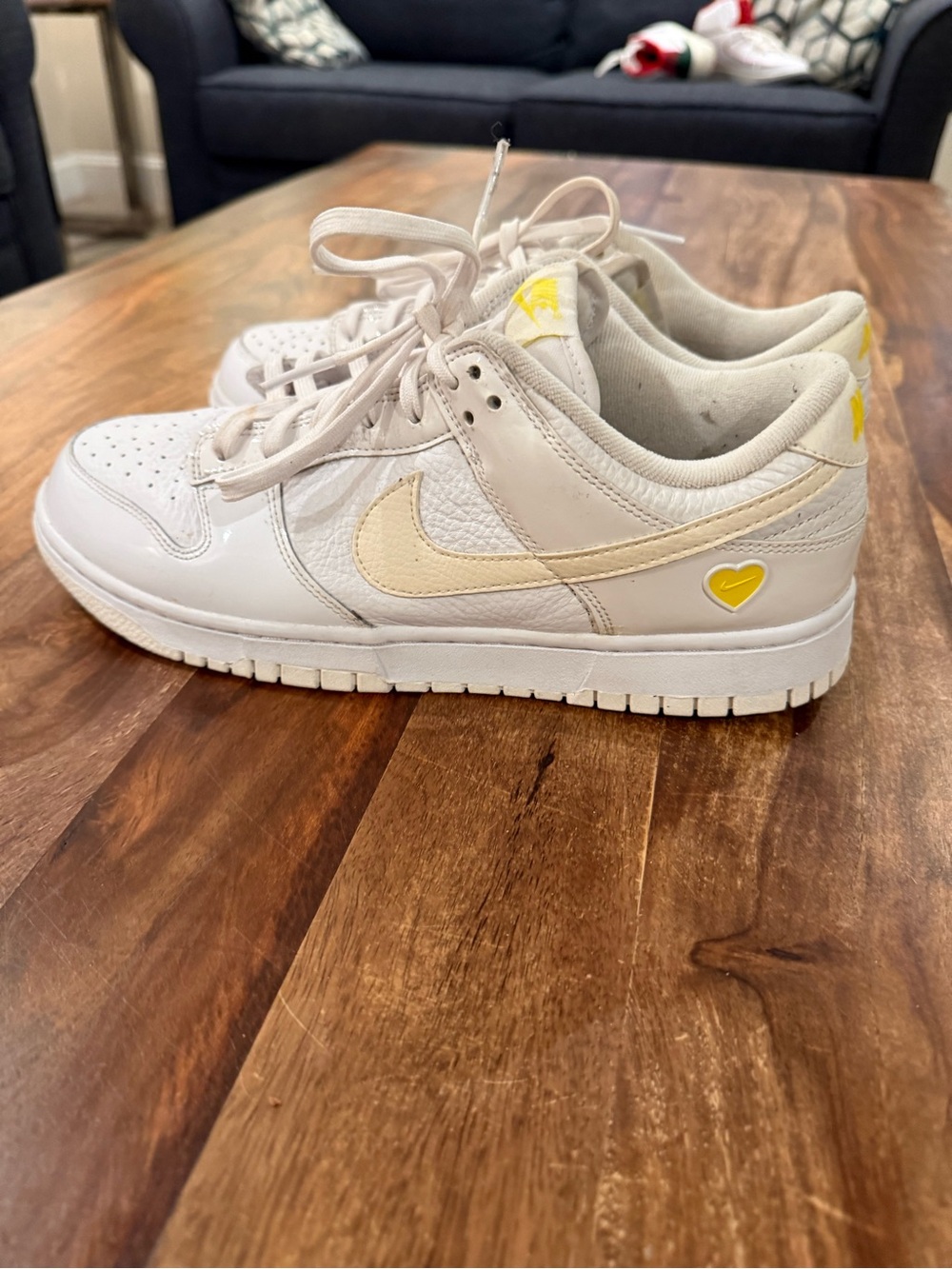 Nike Women's dunk low size 10.5 valentines day yellow heart patent leather!